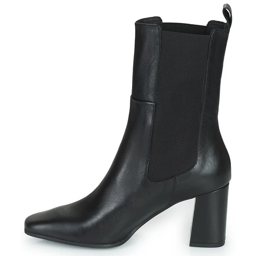 Betty London - PASTILLE - Image 4